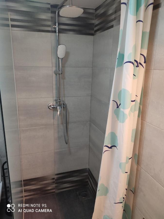 Fina M Studio Apartman Kali Eksteriør bilde