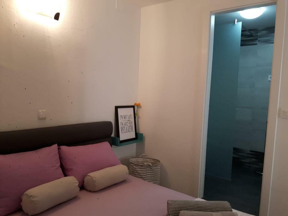 Fina M Studio Apartman Kali Eksteriør bilde